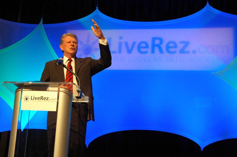 Idaho Governor talk to Vacation Rental Managers